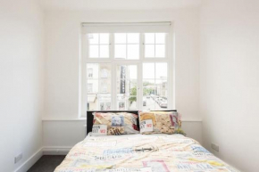 Kennington Apartment A/Apartment London